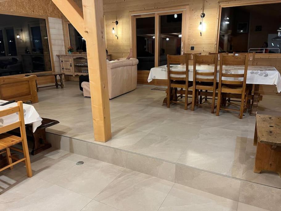Holiday home 3 Chambres, 11 Personnes Pres Du Domaine Skiable, Parking Gratuit, Chez Pepe A Saint-gervais