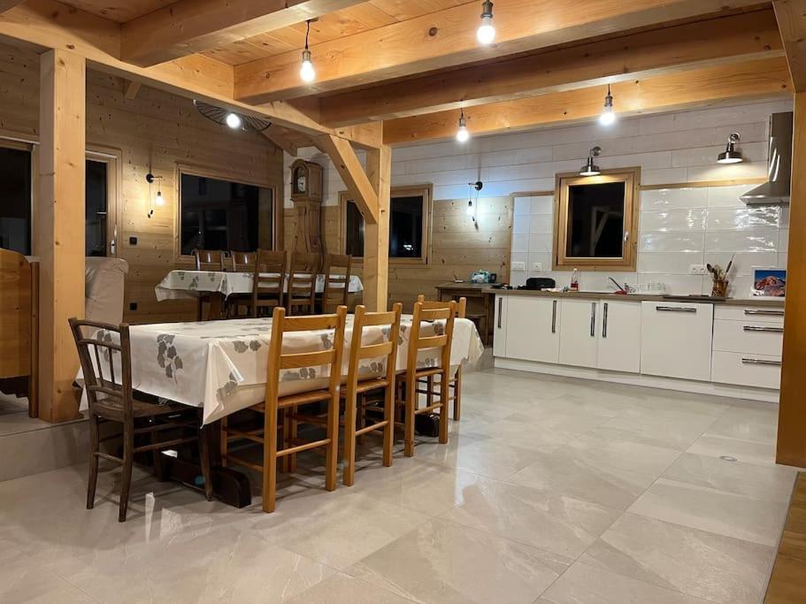 Holiday home 3 Chambres, 11 Personnes Pres Du Domaine Skiable, Parking Gratuit, Chez Pepe A Saint-gervais