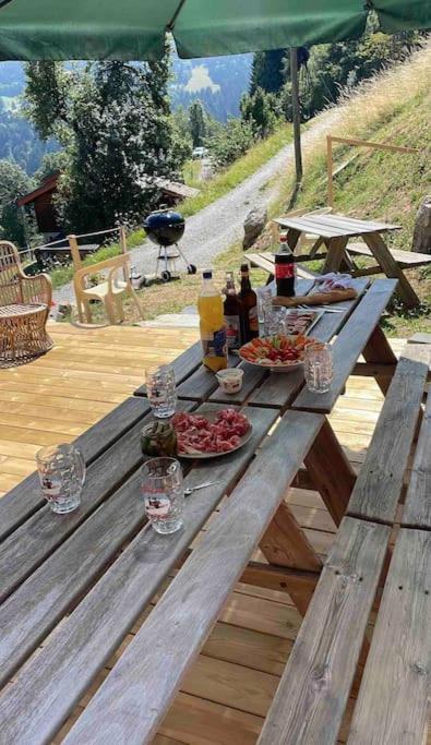 3 Chambres, 11 Personnes Pres Du Domaine Skiable, Parking Gratuit, Chez Pepe A Saint-gervais Holiday home
